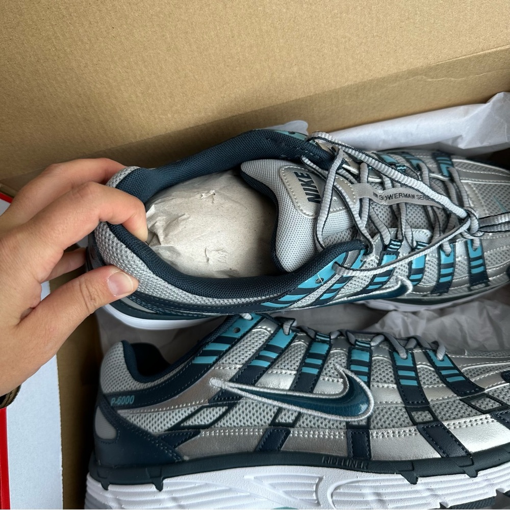 NEW IN BOX Nike P-6000 Running Shoes Sneakers Navy Blue & Silver / Size Mens 13 - Picture 5 of 9